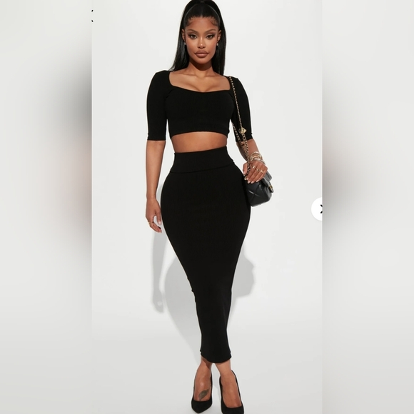 Fashion Nova Makena Snatched Maxi Skirt NWT XL - Picture 1 of 6
